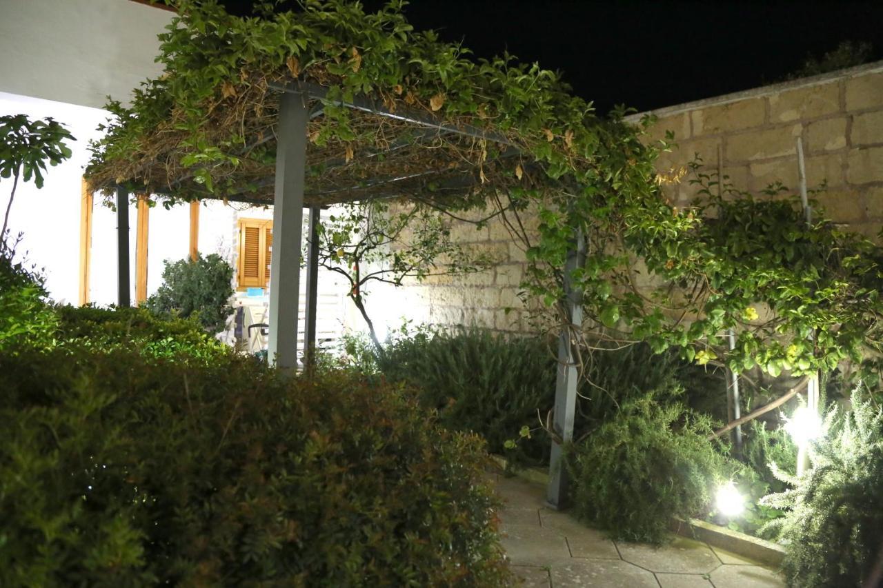 B&B Viro Campi Salentina Dış mekan fotoğraf