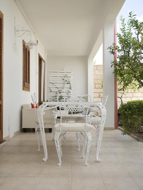B&B Viro Campi Salentina Dış mekan fotoğraf